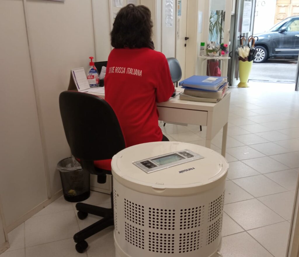 Un purificateur d'air Rensair at La Croix Rouge, Tuscany